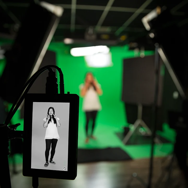 Studio shoot! Studio shoot!